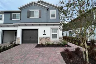 2779 Narcoossee Cmns Wy, Saint Cloud, FL 34771 - Photo 1