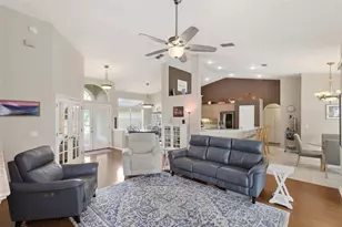 11310 Susans Point Dr, Clermont, FL 34711 - Photo 10