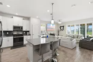 1077 Downswing Pl, Davenport, FL 33896 - Photo 10