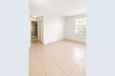 4087 Dijon Drive #4087 H, Orlando, FL 32808 - Photo 8
