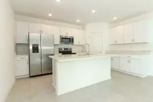 249 E Acorn Rd, Haines City, FL 33844 - Photo 2