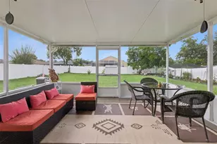 7973 Oak Run Cir, Lakeland, FL 33809 - Photo 28