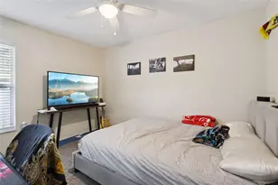 7973 Oak Run Cir, Lakeland, FL 33809 - Photo 18