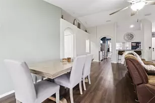 7973 Oak Run Cir, Lakeland, FL 33809 - Photo 8