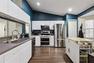 7973 Oak Run Cir, Lakeland, FL 33809 - Photo 14