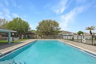 2927 Elbib Dr, Saint Cloud, FL 34772 - Photo 24