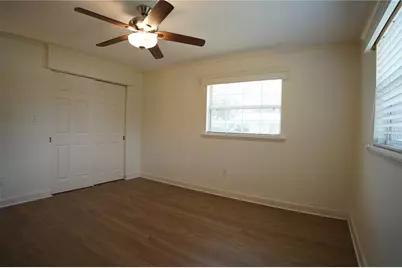 916 Vermont Avenue, Saint Cloud, FL 34769 - Photo 8