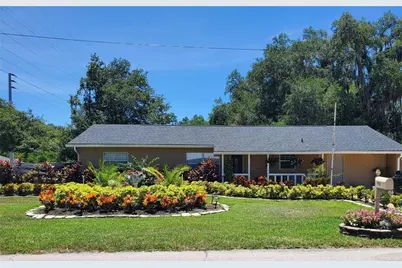 916 Vermont Avenue, Saint Cloud, FL 34769 - Photo 1