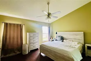 3227 Heron's Point Cir, Kissimmee, FL 34741 - Photo 8