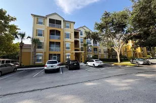 3314 Robert Trent Jones Dr, Orlando, FL 32835 - Photo 2