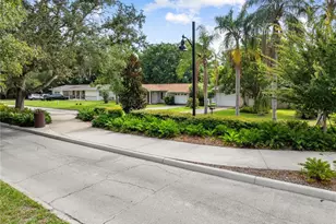 325 Florida Ave, Saint Cloud, FL 34769 - Photo 12