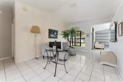 2803 Middleton Circle, Kissimmee, FL 34743 - Photo 6
