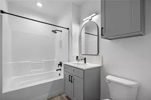 911 N Orange Ave, Orlando, FL 32801 - Photo 16