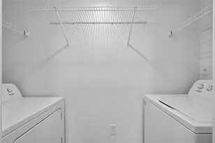 911 N Orange Ave, Orlando, FL 32801 - Photo 18