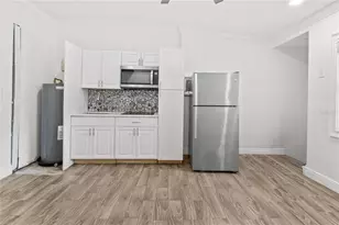 815 W Highland Dr, Cocoa, FL 32922 - Photo 6