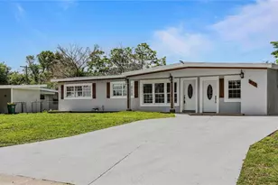 815 W Highland Dr, Cocoa, FL 32922 - Photo 2