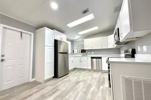 2612 McDaniel Dr, Kissimmee, FL 34758 - Photo 4