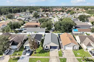 2455 Parsons Pond Cir, Kissimmee, FL 34743 - Photo 34