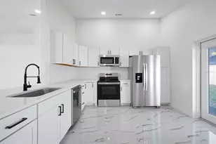 2455 Parsons Pond Cir, Kissimmee, FL 34743 - Photo 10