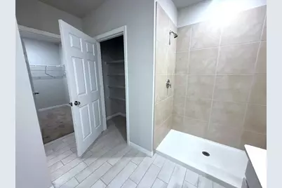 2045 Wanda Avenue N, Lehigh Acres, FL 33971 - Photo 10