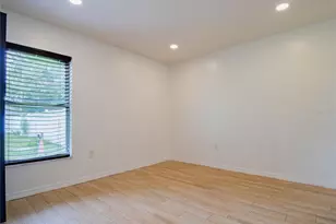 31439 Stirrup Ln, Wesley Chapel, FL 33543 - Photo 28