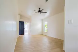 31439 Stirrup Ln, Wesley Chapel, FL 33543 - Photo 34