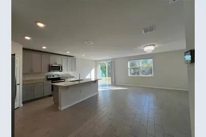 17245 Cagan Crossings Boulevard, Clermont, FL 34714 - Photo 2