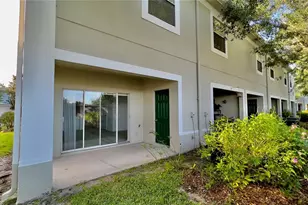 10946 Savannah Wood Dr, Orlando, FL 32832 - Photo 4