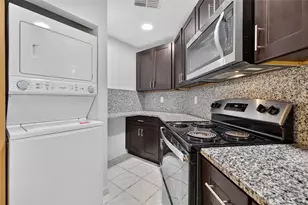 658 Royalty Ct, Kissimmee, FL 34758 - Photo 6