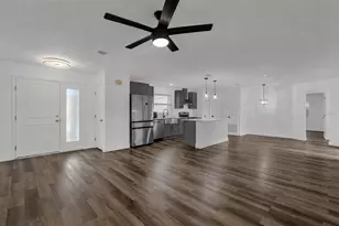 2433 Benjamin Dr, Kissimmee, FL 34744 - Photo 4
