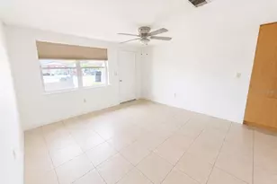 3303 Eisenhower Dr, Holiday, FL 34691 - Photo 4