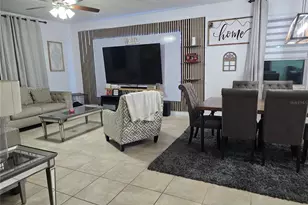 2732 E Lake Pointe Dr, Kissimmee, FL 34744 - Photo 10