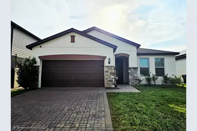 2732 E Lake Pointe Drive, Kissimmee, FL 34744 - Photo 1