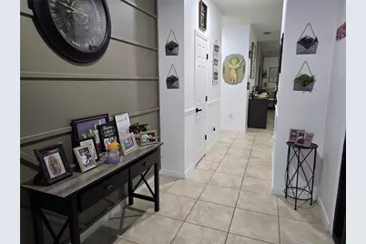 2732 E Lake Pointe Drive, Kissimmee, FL 34744 - Photo 8