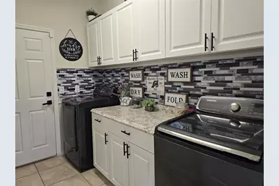 2732 E Lake Pointe Drive, Kissimmee, FL 34744 - Photo 38