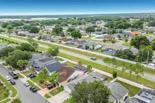 7732 Water Oak Ct, Kissimmee, FL 34747 - Photo 2