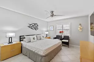 10365 Paradise Blvd, Treasure Island, FL 33706 - Photo 12