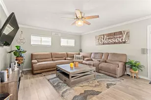 2001 Magnolia Dr, Clearwater, FL 33764 - Photo 6