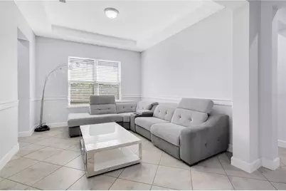 9443 Royal Estates Boulevard, Orlando, FL 32836 - Photo 6