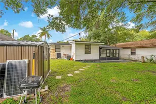 415 S Lancelot Ave, Orlando, FL 32835 - Photo 20