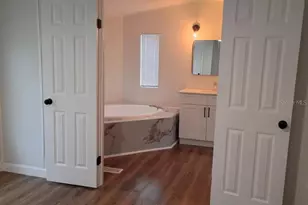 105 Canary Ln, Satsuma, FL 32189 - Photo 14