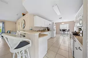 140 Morning Glory Cir, Winter Haven, FL 33884 - Photo 4