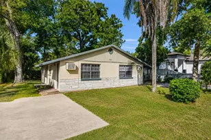 9610 N 12th St, Tampa, FL 33612 - Photo 2