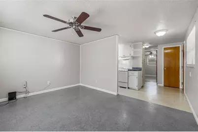 9610 N 12th Street, Tampa, FL 33612 - Photo 18