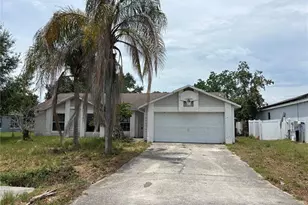 833 Oglethorpe Ct, Kissimmee, FL 34758 - Photo 1