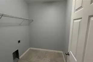 2462 Addison Creek Dr, Kissimmee, FL 34758 - Photo 10