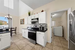 525 Viceroy Ct, Kissimmee, FL 34758 - Photo 14