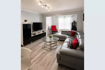 5463 Vineland Road #5203, Orlando, FL 32811 - Photo 2