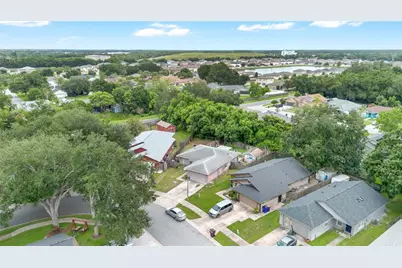 3917 Natchez Trace Drive, Saint Cloud, FL 34769 - Photo 2