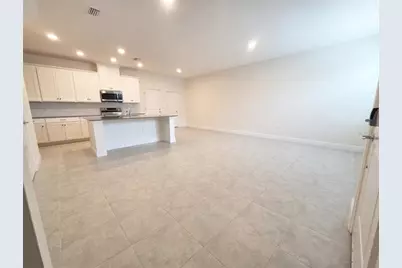 3890 Knotty Pine Street, Saint Cloud, FL 34772 - Photo 2